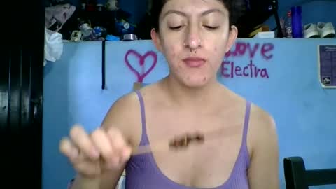 Snapshot of love_electra chatting on 28, 3, 2026 love_electra online show from 28, 3, 2026