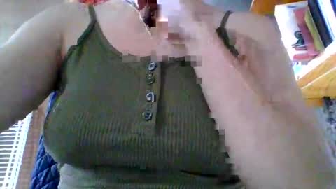 Snapshot of love_electra chatting on 25, 4, 2026 love_electra online show from 25, 4, 2026