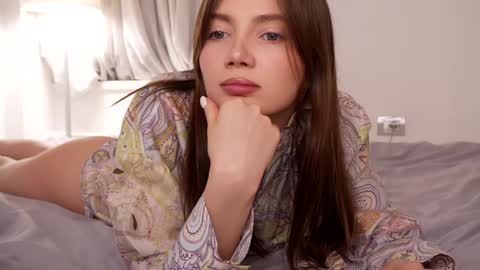 Snapshot of love_machine_ chatting on 27, 12, 2024 Sofi online show from 27, 12, 2024