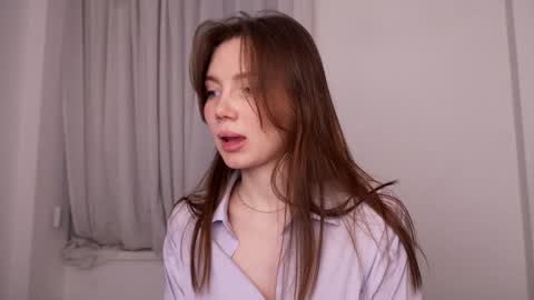 Snapshot of love_machine_ chatting on 4, 2, 2025 Sofi online show from 4, 2, 2025