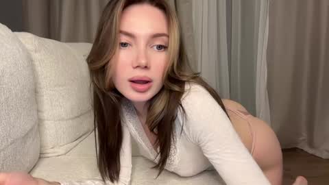 Snapshot of love_machine_ chatting on 19, 12, 2025 Sofi online show from 19, 12, 2025