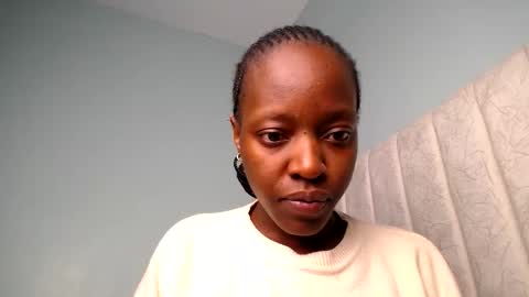 Snapshot of love_miah chatting on 10, 9, 2025 Miah online show from 10, 9, 2025