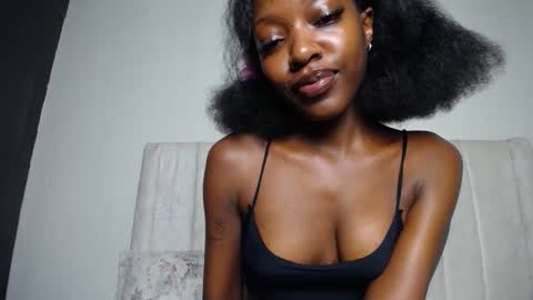 Snapshot of love_miah chatting on 1, 2, 2026 Miah online show from 1, 2, 2026