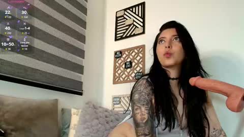 Snapshot of love_sharol chatting on 17, 9, 2025 Sharol Leon online show from 17, 9, 2025