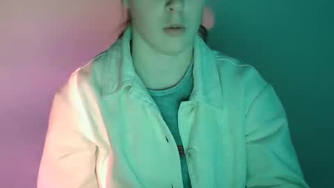 Vivian online show from 3, 12, 2025