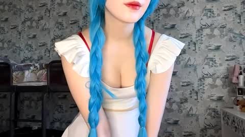 Snapshot of love_you_kim chatting on 5, 4, 2026 Kim online show from 5, 4, 2026