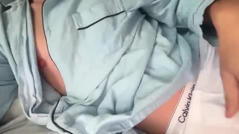 Snapshot of lovecoquin chatting on 6, 11, 2025 lovecoquin online show from 6, 11, 2025