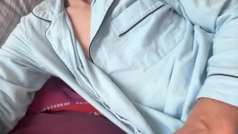 Snapshot of lovecoquin chatting on 8, 11, 2025 lovecoquin online show from 8, 11, 2025