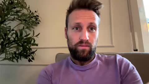 lovefuesse online show from 21, 11, 2025