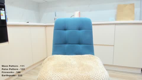 Snapshot of lovehearts_girl chatting on 5, 2, 2025 Kate Kim online show from 5, 2, 2025