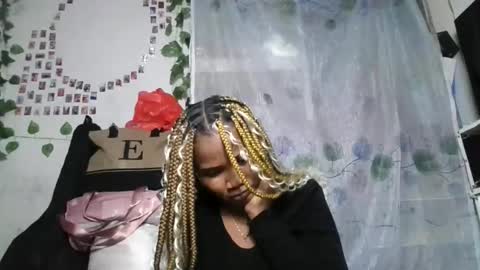 lovelaspice online show from 10, 6, 2026