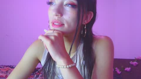 Snapshot of lovely_akira_xwx chatting on 12, 12, 2024 Tami online show from 12, 12, 2024