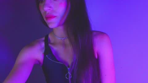 Snapshot of lovely_akira_xwx chatting on 27, 12, 2024 Tami online show from 27, 12, 2024