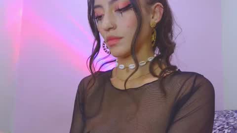 Snapshot of lovely_akira_xwx chatting on 14, 9, 2025 Tami online show from 14, 9, 2025