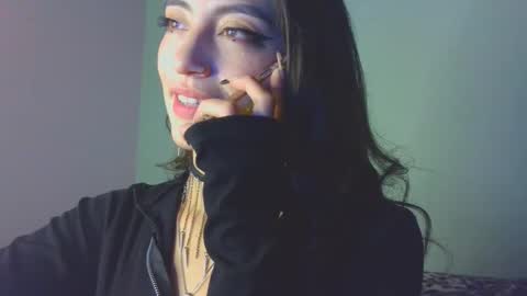 Snapshot of lovely_akira_xwx chatting on 3, 10, 2025 Tami online show from 3, 10, 2025