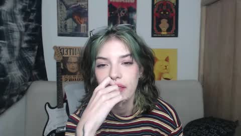 Cassie online show from 10, 2, 2025