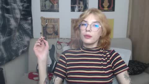 Cassie online show from 1, 3, 2025