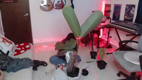 Cassie online show from 2, 10, 2025