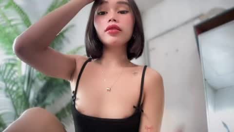 lovely_cittie18 online show from 11, 5, 2026