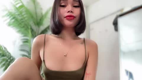 lovely_cittie18 online show from 19, 5, 2026