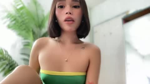 lovely_cittie18 online show from 23, 5, 2026