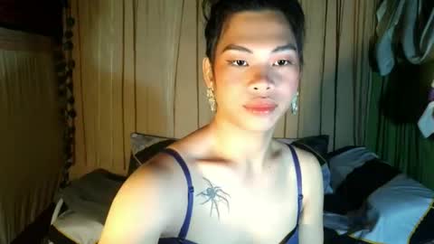 Snapshot of lovely_krizzy chatting on 4, 2, 2026 lovely_krizzy online show from 4, 2, 2026