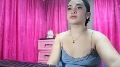 LOVE online show from 4, 12, 2025