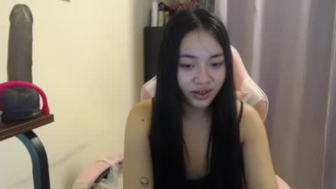lovely_leah23 online show from 30, 11, 2025