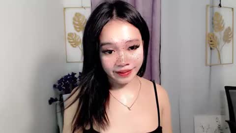 lovely_lianne online show from 26, 4, 2026