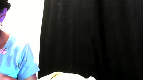 Snapshot of lovely_manificent4u chatting on 14, 12, 2024 Lest online show from 14, 12, 2024