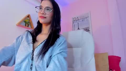 Snapshot of lovely_oliviaa chatting on 23, 6, 2026 Olivia online show from 23, 6, 2026