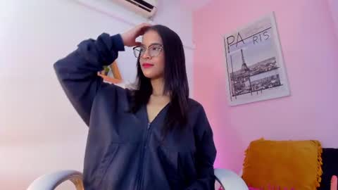 Snapshot of lovely_oliviaa chatting on 29, 6, 2026 Olivia online show from 29, 6, 2026