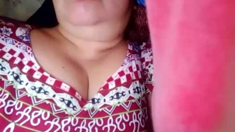 lovely_orchid online show from 23, 12, 2024