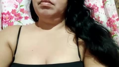 lovely_orchid online show from 15, 2, 2025