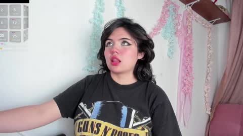 Paris Rose online show from 16, 1, 2025