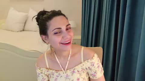 Snapshot of lovelybeatricee chatting on 28, 7, 2026 Beatrice online show from 28, 7, 2026
