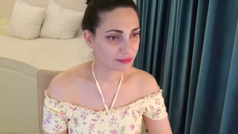 Snapshot of lovelybeatricee chatting on 28, 7, 2026 Beatrice online show from 28, 7, 2026