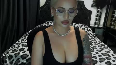 PrAllinXXXa online show from 4, 5, 2026