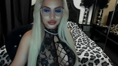PrAllinXXXa online show from 7, 5, 2026
