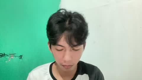 Snapshot of lovelyboy_jm chatting on 4, 7, 2026 lovelyboy_jm online show from 4, 7, 2026