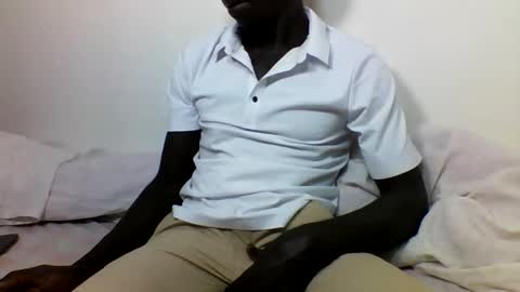 Snapshot of lovelyfeetboy chatting on 15, 4, 2026 lovelyfeetboy online show from 15, 4, 2026
