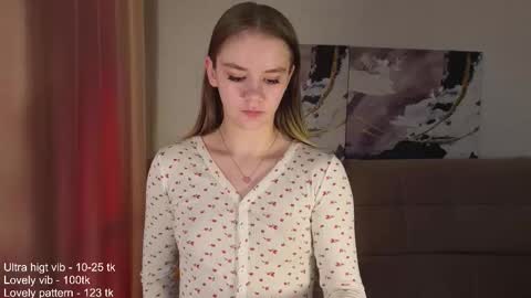 lovelygracee online show from 2, 11, 2025