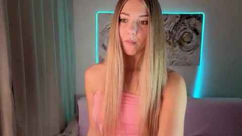 lovelygracee online show from 6, 3, 2026