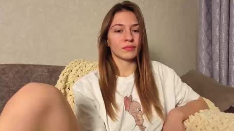 Kate only online show from 4, 12, 2025