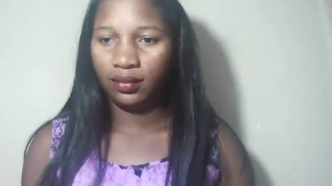 lovelylarra online show from 12, 4, 2026