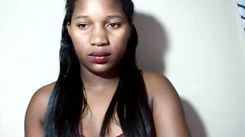 lovelylarra online show from 1, 7, 2026