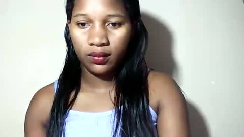 lovelylarra online show from 5, 7, 2026