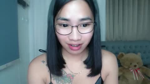 lovelymae18 online show from 16, 3, 2026