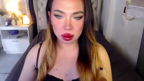 Snapshot of lovelymarie69 chatting on 6, 12, 2024 Rebeca online show from 6, 12, 2024