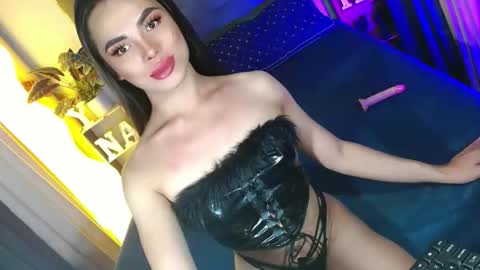 lovelymiss_shyna11 online show from 3, 4, 2026